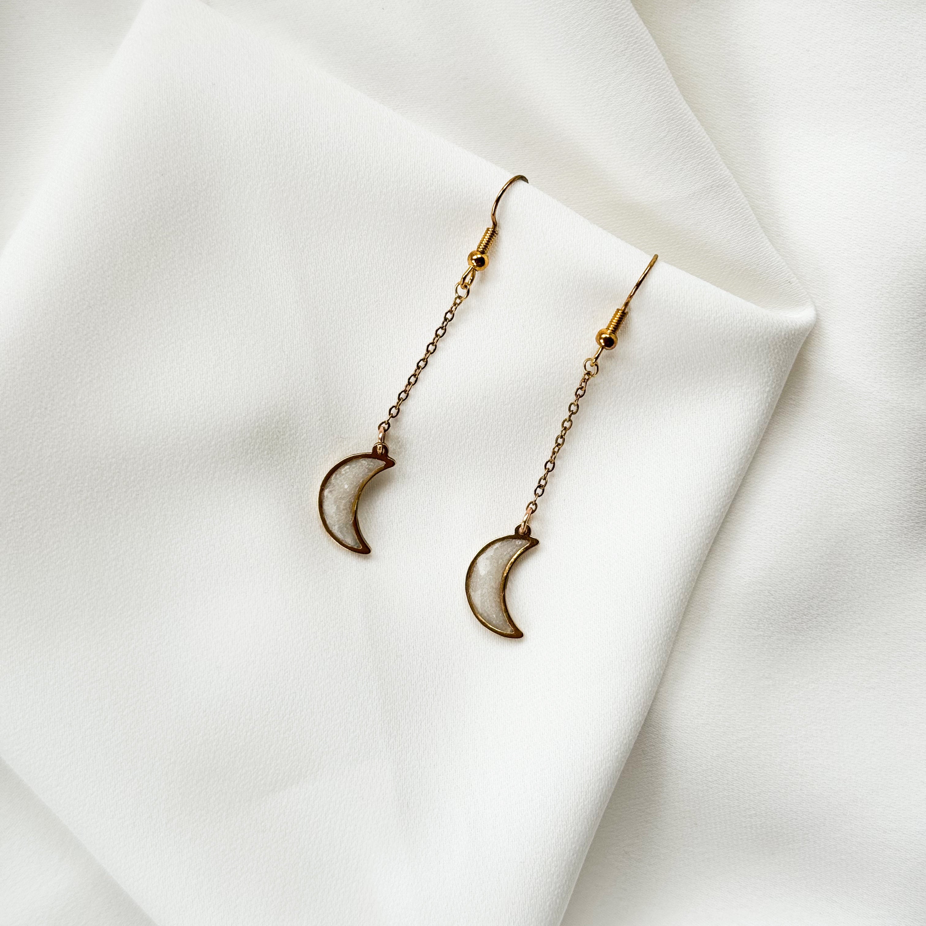 Pendientes Luna